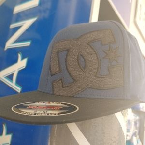 Dc Flex Fit Size Small